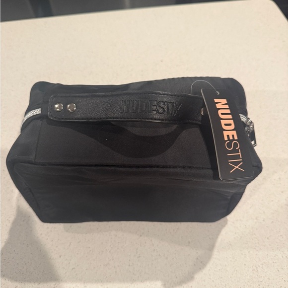 NUDESTIX Black Cosmetic Bag
